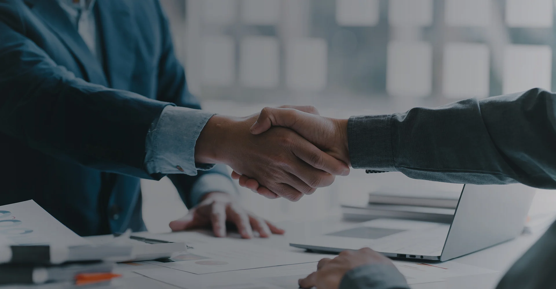 header_1920x1000_01_building-together-with-our-suppliers